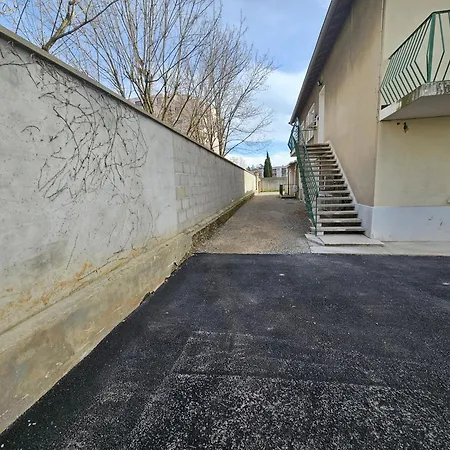 T4 Climatise 3 Avec Parking - Eurexpo Saint-Priest (Rhone)